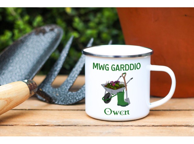 white enamel Welsh gardening mug for your allotment which can be personalised 